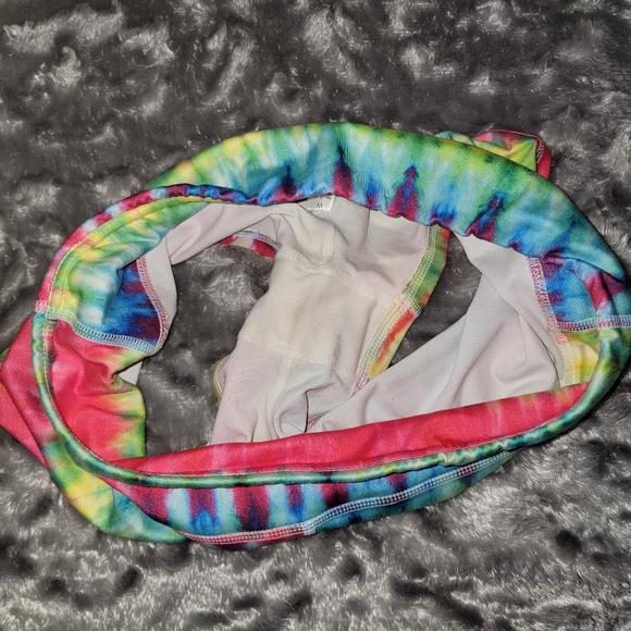 Fleo Booty Shorts - Picture 3 of 3